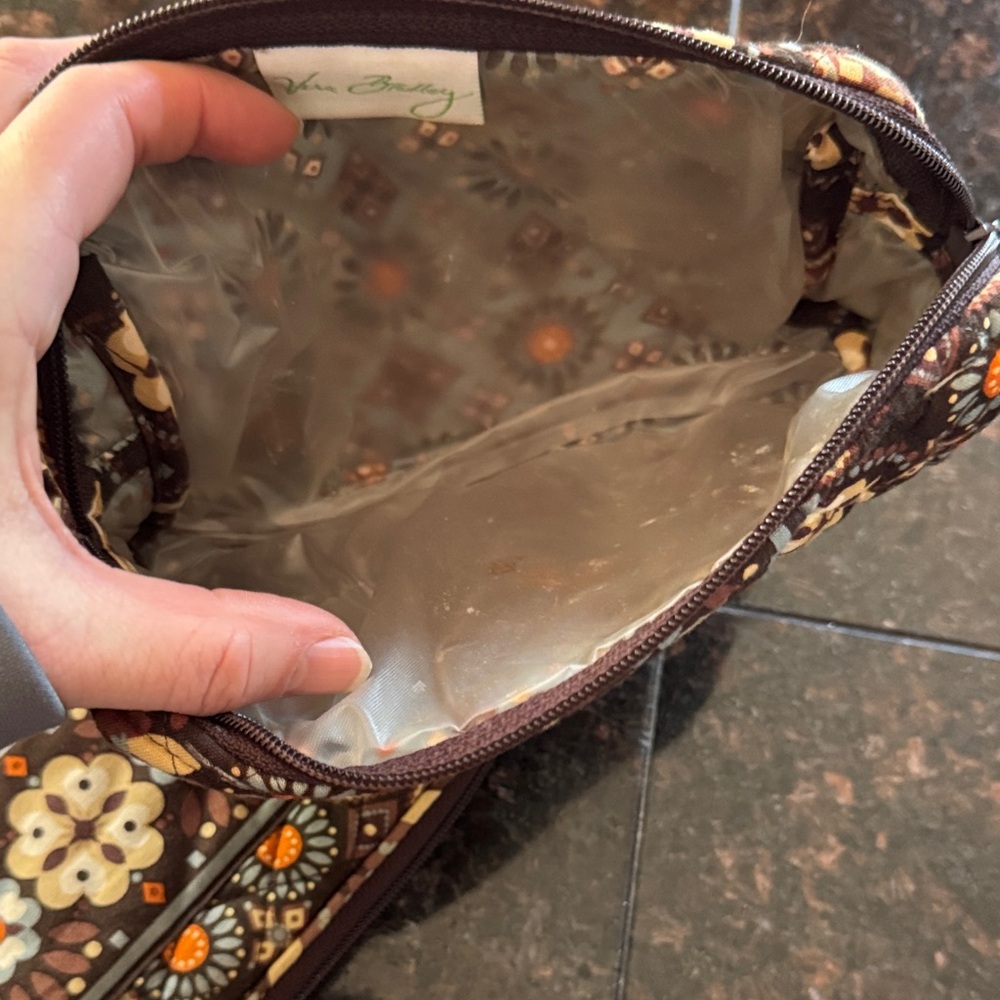 Vera Bradley Brown Canyon Patterned Travel Set - Picture 6 of 7